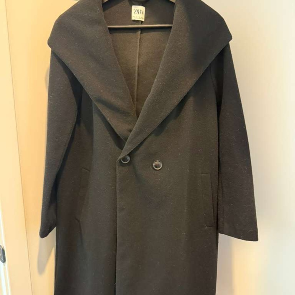 Zara Men's Elegant Black Trench Coat